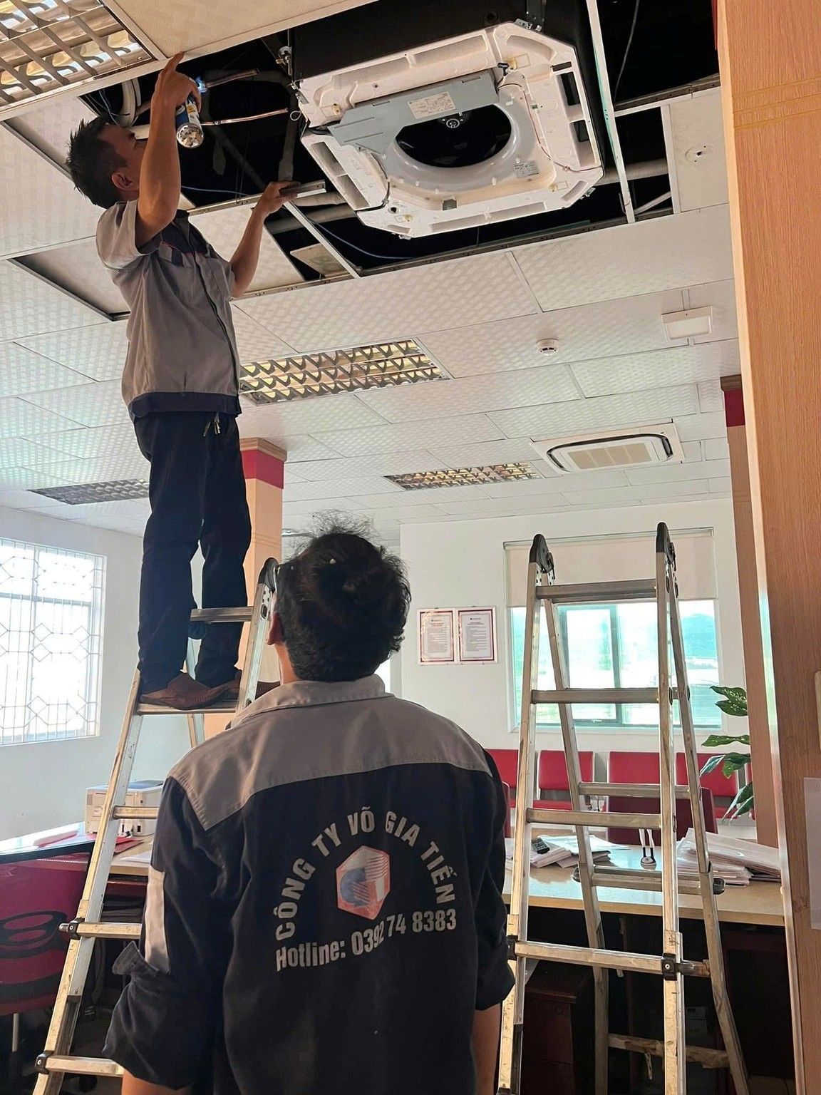 Lắp đặt máy lạnh âm trần cassette