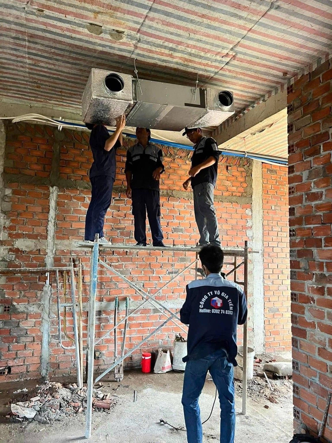 Thi công máy lạnh âm trần nối ống gió